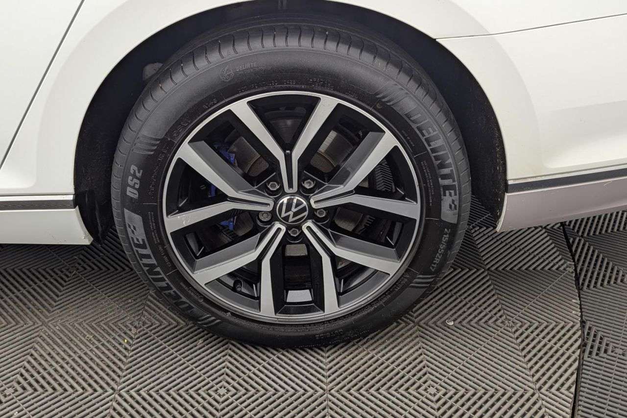 2021 VOLKSWAGEN PASSAT 2021 VOLKSWAGEN PASSAT