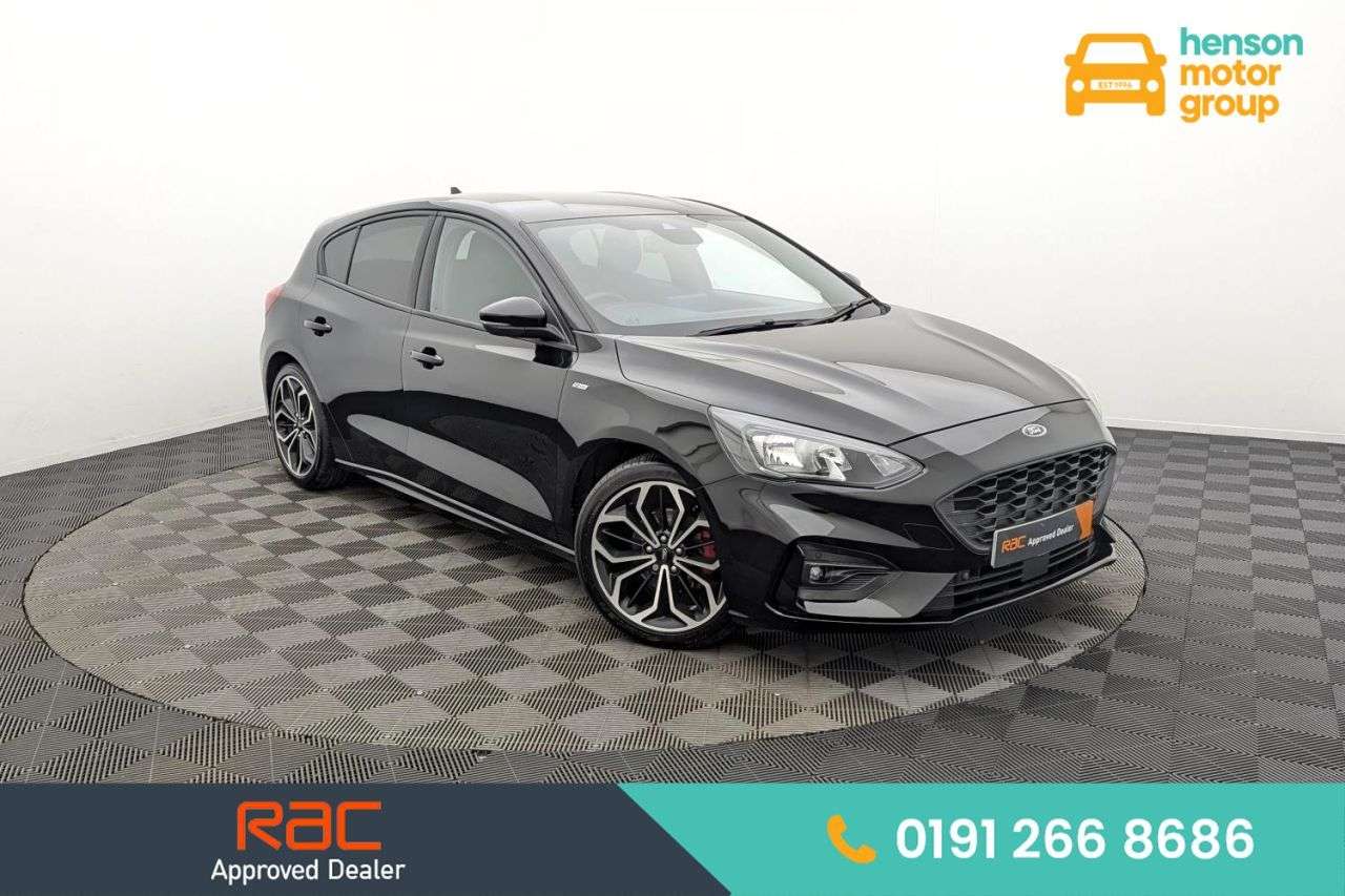 A 2019 FORD FOCUS 1.5T EcoBoost ST-Line X Hatchback 5dr Petrol Auto Euro 6 (s/s) (182 ps) Awa A 2019 FORD FOCUS 1.5T EcoBoost ST-Line X Hatchback 5dr Petrol Auto Euro 6 (s/s) (182 ps) Awa