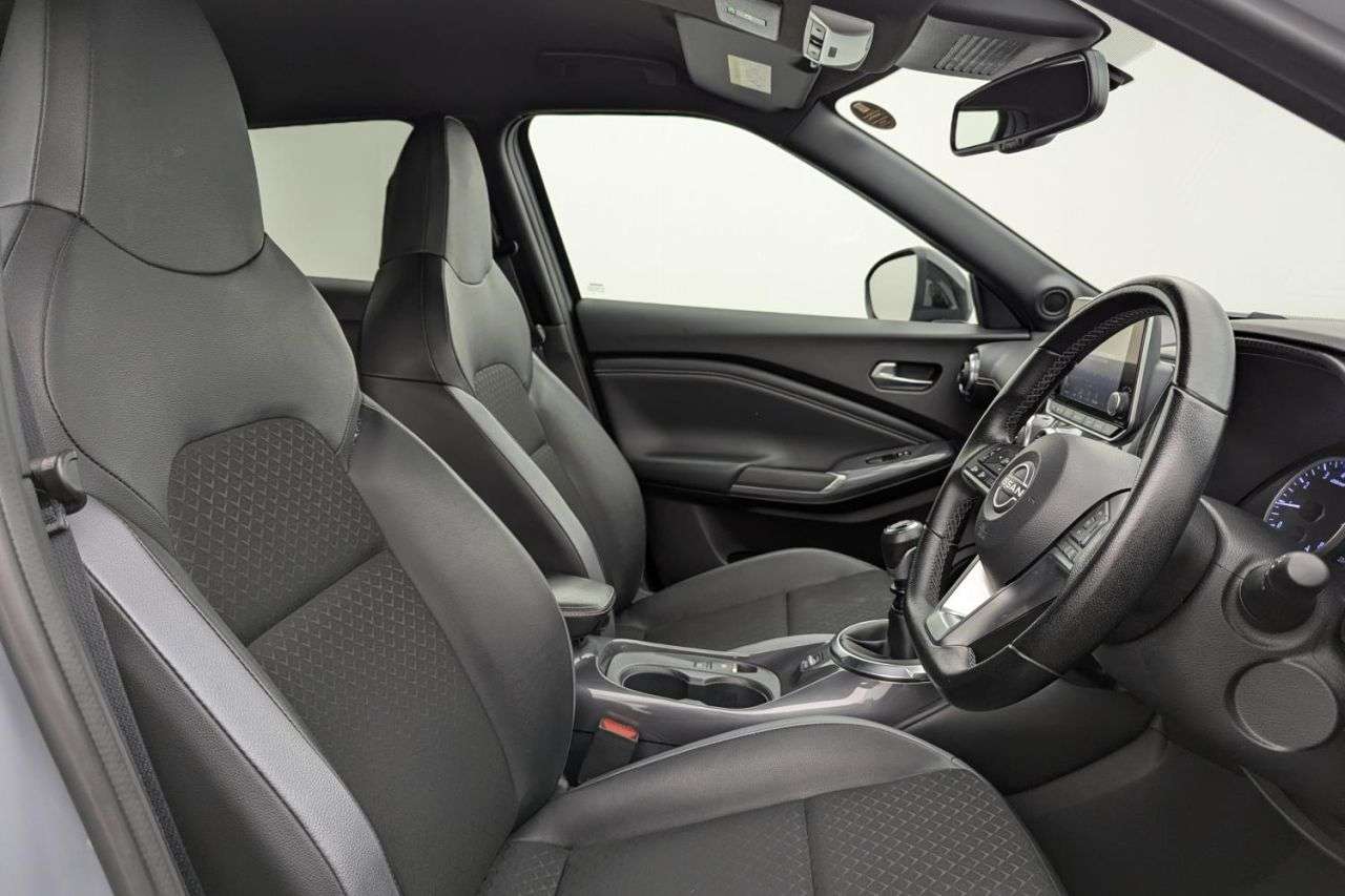 A 2023 NISSAN JUKE 1.0 DIG-T N-Connecta SUV 5dr Petrol Manual Euro 6 (s/s) (114 ps) Award Winn A 2023 NISSAN JUKE 1.0 DIG-T N-Connecta SUV 5dr Petrol Manual Euro 6 (s/s) (114 ps) Award Winn