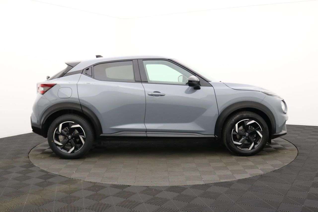 A 2023 NISSAN JUKE 1.0 DIG-T N-Connecta SUV 5dr Petrol Manual Euro 6 (s/s) (114 ps) Award Winn A 2023 NISSAN JUKE 1.0 DIG-T N-Connecta SUV 5dr Petrol Manual Euro 6 (s/s) (114 ps) Award Winn