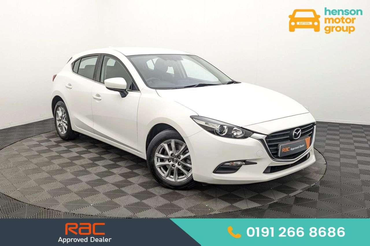 A 2017 MAZDA MAZDA3 2.0 SKYACTIV-G SE Nav Hatchback 5dr Petrol Manual Euro 6 (s/s) (121 ps) Awa A 2017 MAZDA MAZDA3 2.0 SKYACTIV-G SE Nav Hatchback 5dr Petrol Manual Euro 6 (s/s) (121 ps) Awa