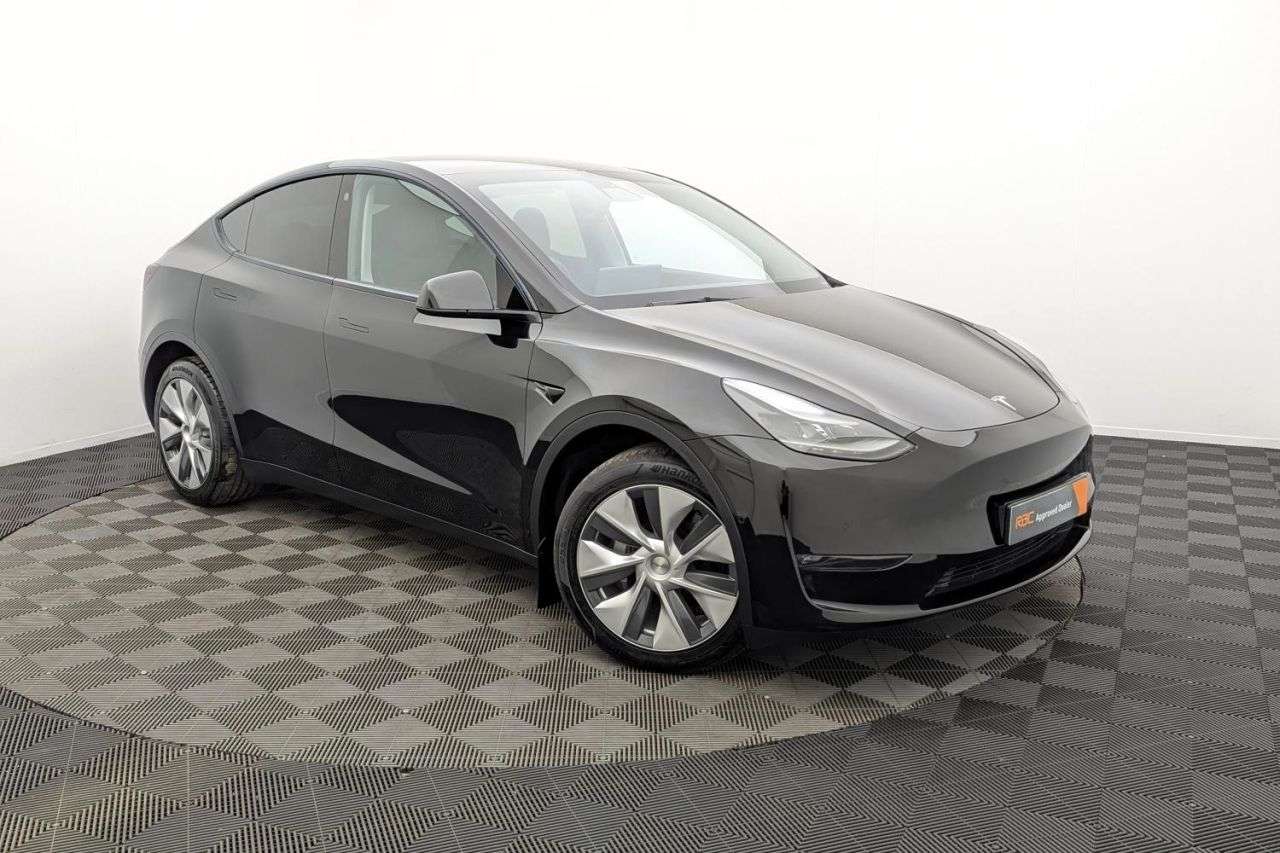 A 2022 TESLA MODEL Y (Dual Motor) Long Range SUV 5dr Electric Auto 4WDE (384 bhp) Award Winning A 2022 TESLA MODEL Y (Dual Motor) Long Range SUV 5dr Electric Auto 4WDE (384 bhp) Award Winning