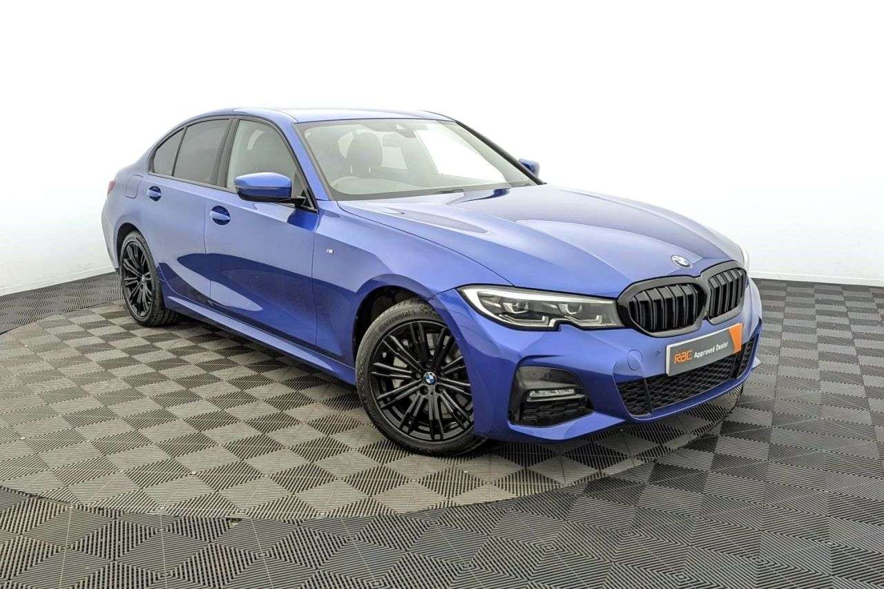 A 2020 BMW 3 SERIES 2.0 330e 12kWh M Sport Saloon 4dr Petrol Plug-in Hybrid Auto Euro 6 (s/s) ( A 2020 BMW 3 SERIES 2.0 330e 12kWh M Sport Saloon 4dr Petrol Plug-in Hybrid Auto Euro 6 (s/s) (