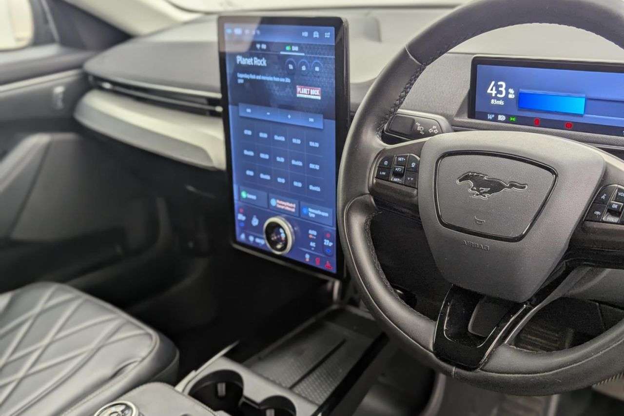 2021 FORD MUSTANG MACH-E 2021 FORD MUSTANG MACH-E