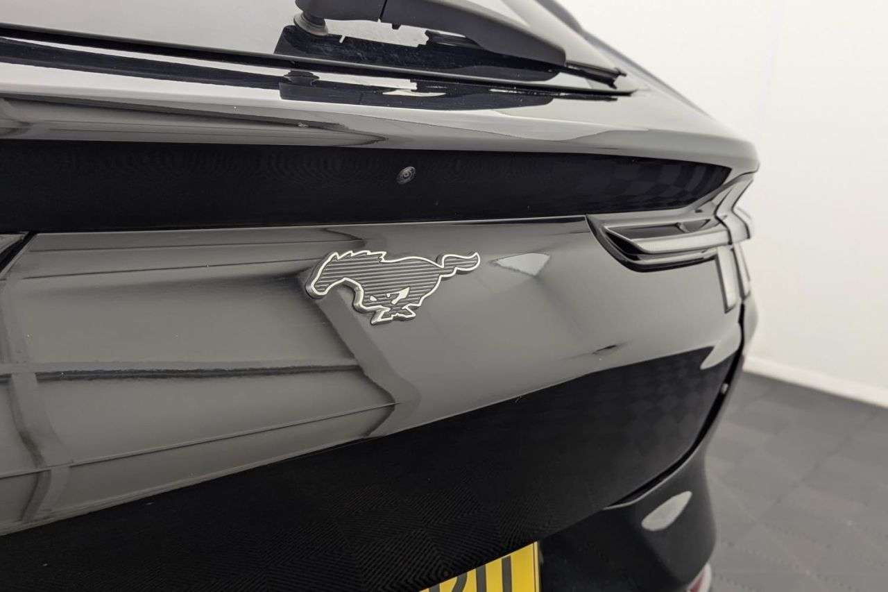 2021 FORD MUSTANG MACH-E 2021 FORD MUSTANG MACH-E