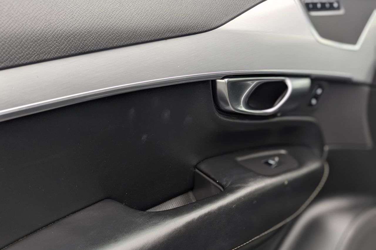 2019 VOLVO XC90 2019 VOLVO XC90
