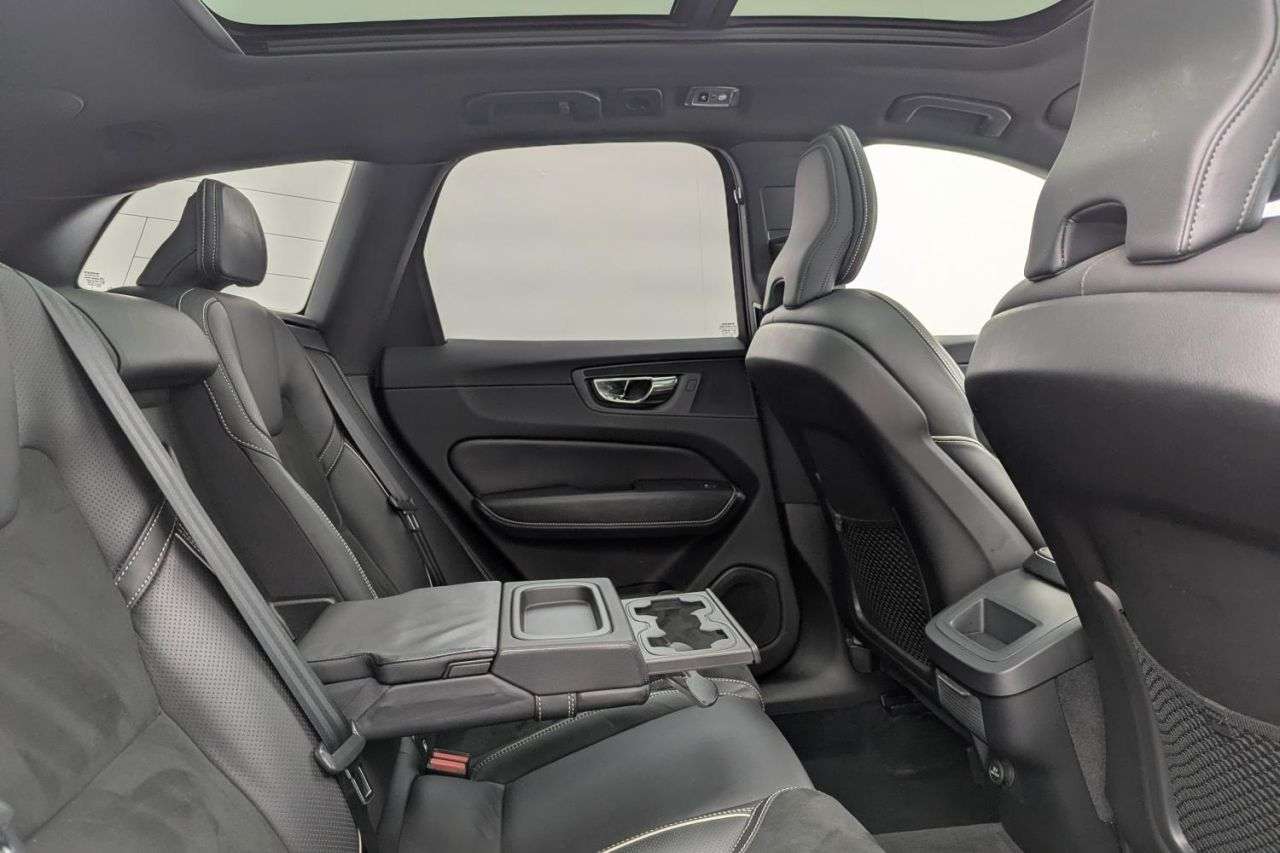 2018 VOLVO XC60 2018 VOLVO XC60