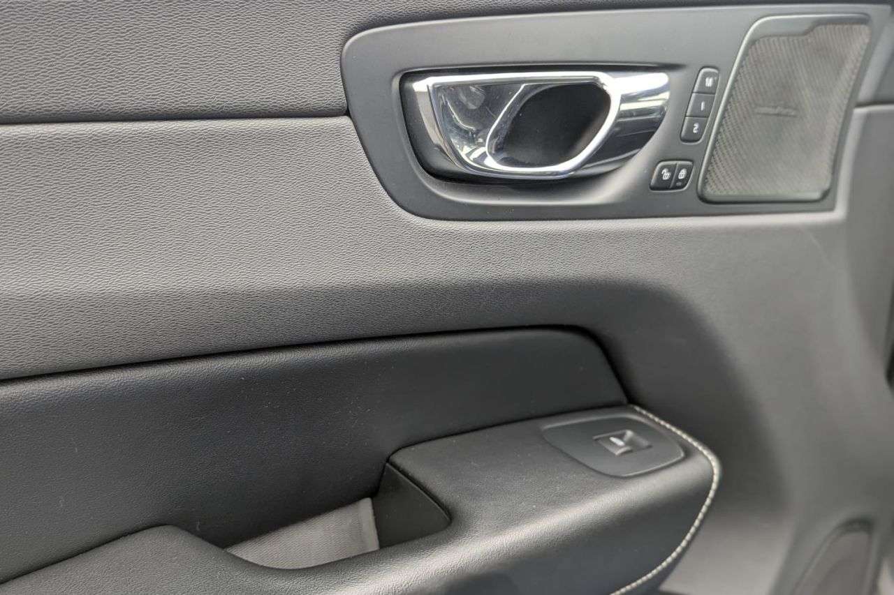 2018 VOLVO XC60 2018 VOLVO XC60