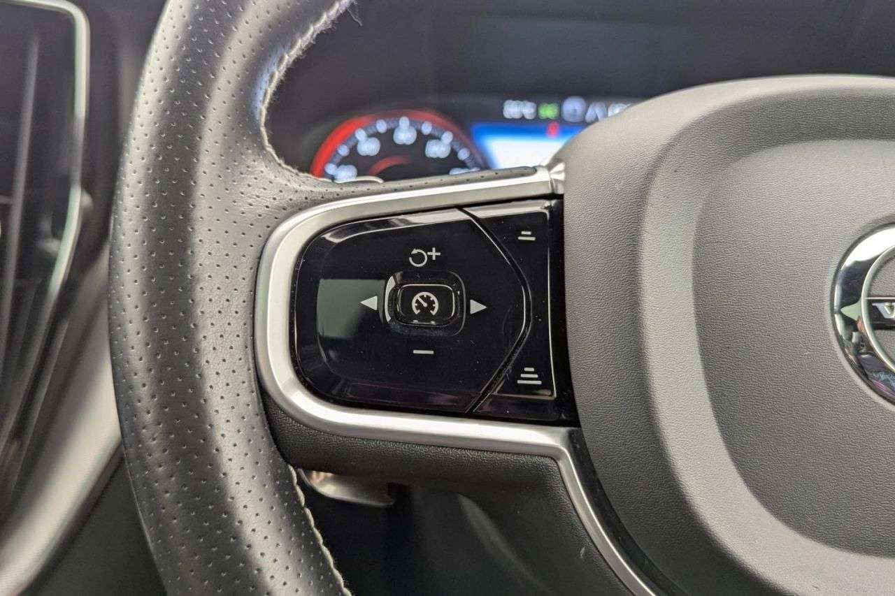 2018 VOLVO XC60 2018 VOLVO XC60
