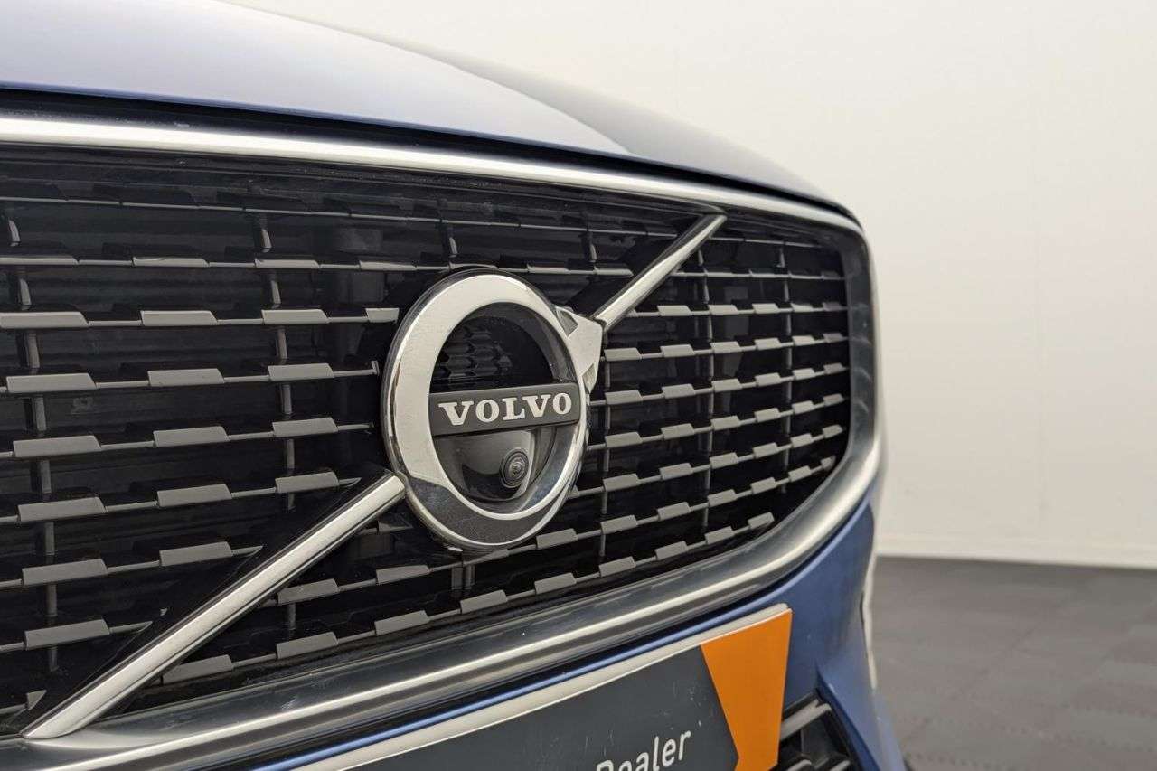 2018 VOLVO XC60 2018 VOLVO XC60