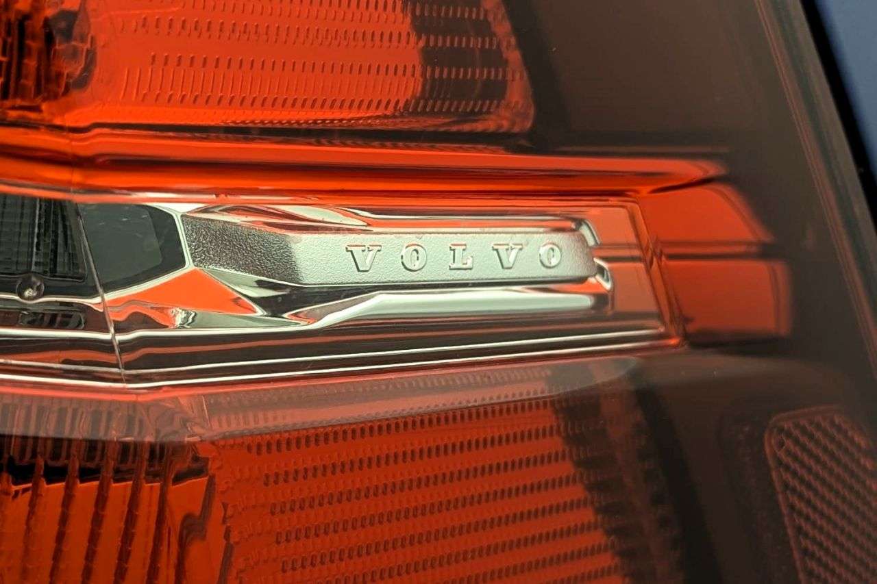 2018 VOLVO XC60 2018 VOLVO XC60