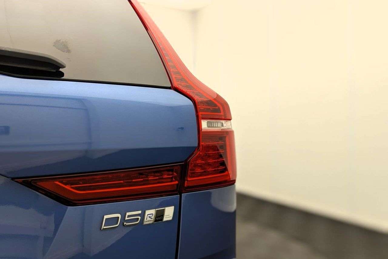 2018 VOLVO XC60 2018 VOLVO XC60