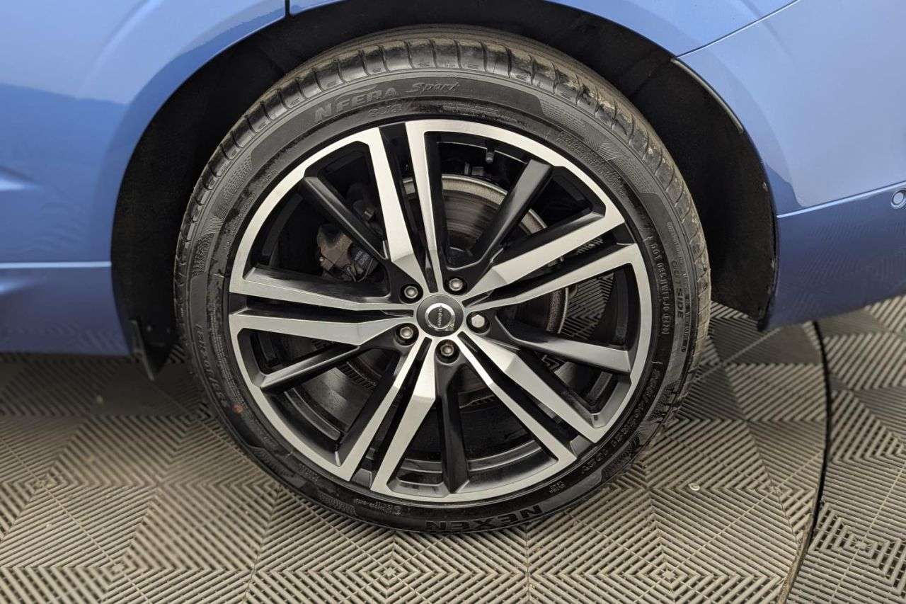 2018 VOLVO XC60 2018 VOLVO XC60