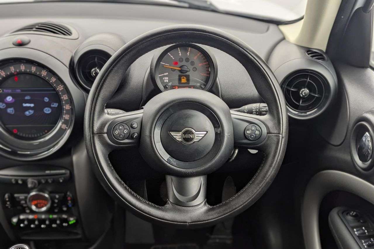 2016 MINI COUNTRYMAN 2016 MINI COUNTRYMAN
