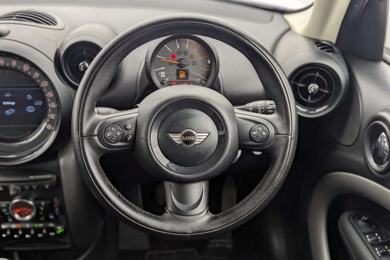 2016 MINI COUNTRYMAN 2016 MINI COUNTRYMAN