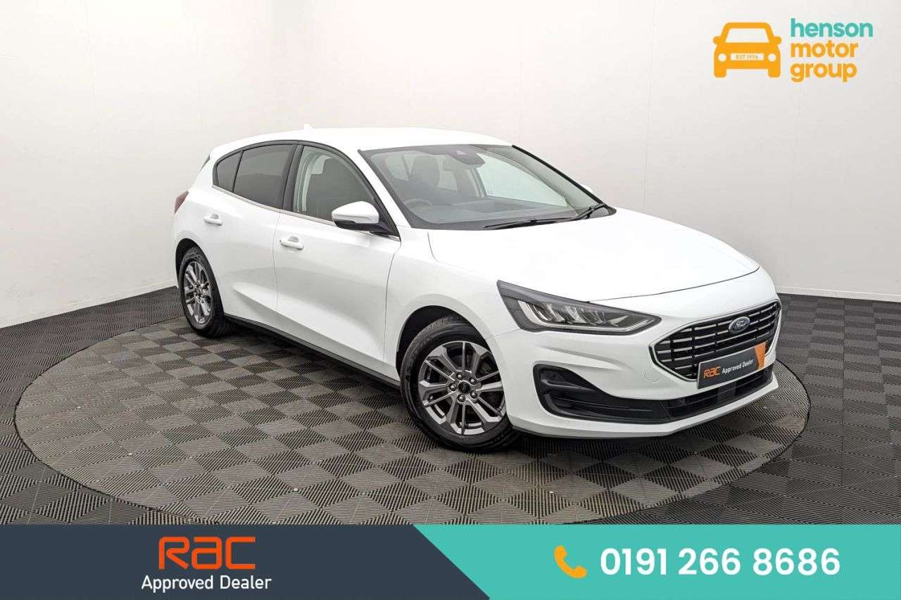 A 2023 FORD FOCUS 1.0T EcoBoost MHEV Titanium Hatchback 5dr Petrol Hybrid Manual Euro 6 (s/s) A 2023 FORD FOCUS 1.0T EcoBoost MHEV Titanium Hatchback 5dr Petrol Hybrid Manual Euro 6 (s/s)