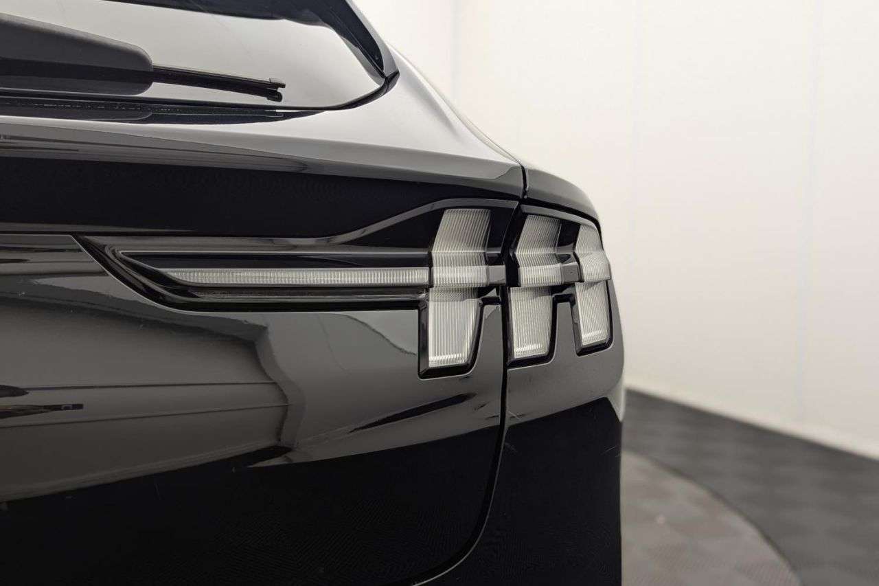 2021 FORD MUSTANG MACH-E 2021 FORD MUSTANG MACH-E