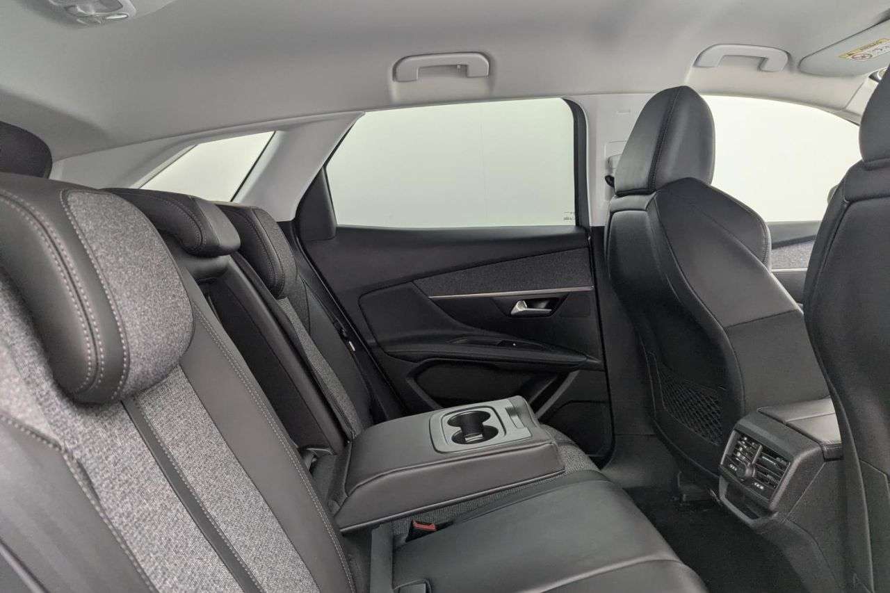 2018 PEUGEOT 3008 2018 PEUGEOT 3008