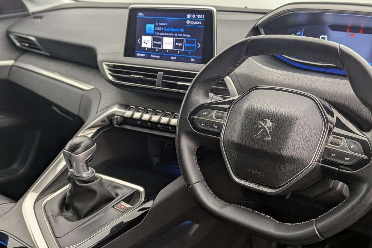 2018 PEUGEOT 3008 2018 PEUGEOT 3008