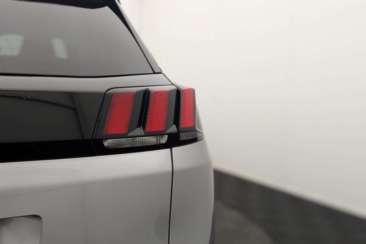 2018 PEUGEOT 3008 2018 PEUGEOT 3008