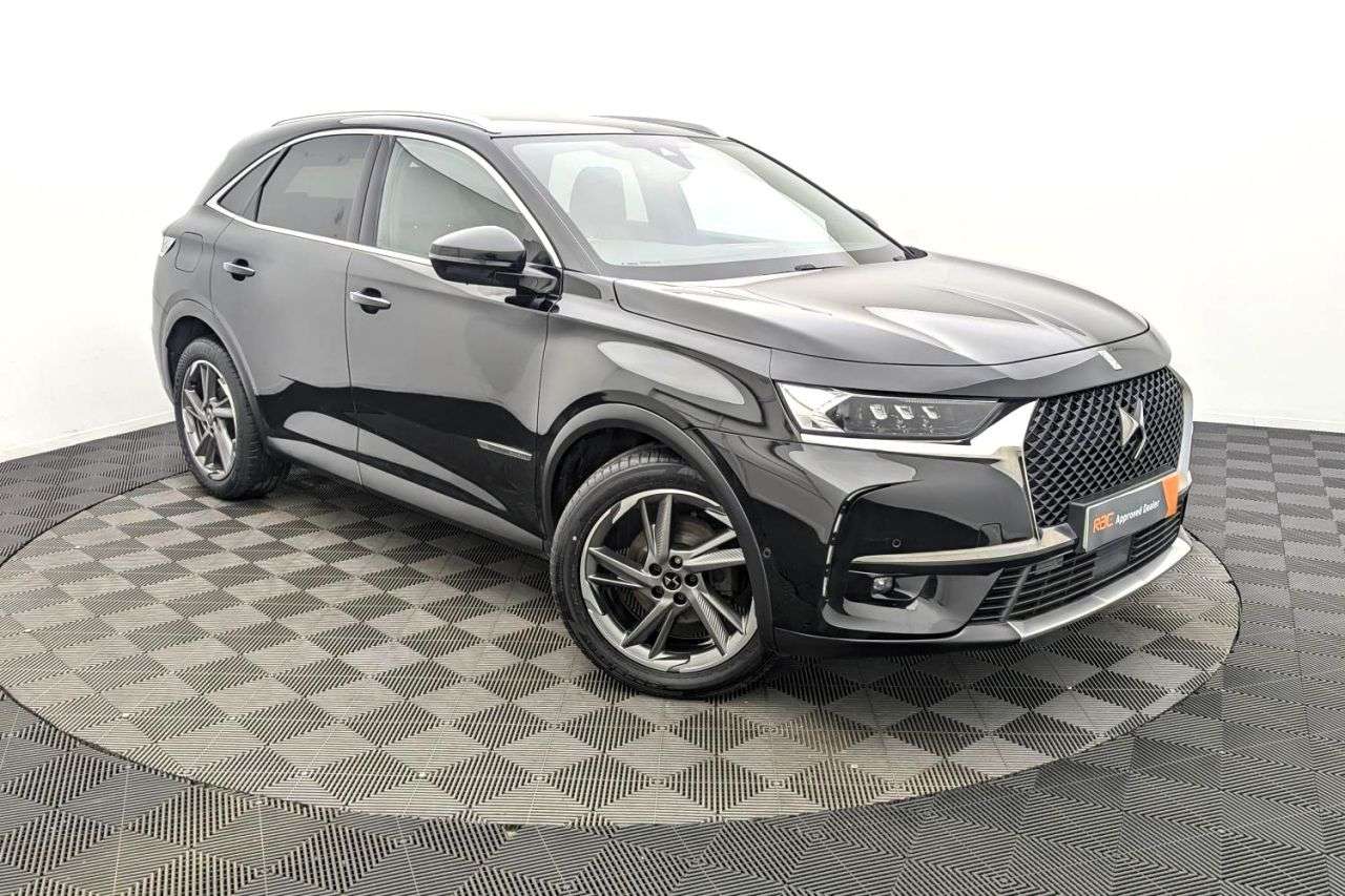 A 2019 DS AUTOMOBILES DS 7 CROSSBACK 1.2 PureTech Prestige Crossback 5dr Petrol Manual Euro 6 (s/s) (130 ps) Awa A 2019 DS AUTOMOBILES DS 7 CROSSBACK 1.2 PureTech Prestige Crossback 5dr Petrol Manual Euro 6 (s/s) (130 ps) Awa