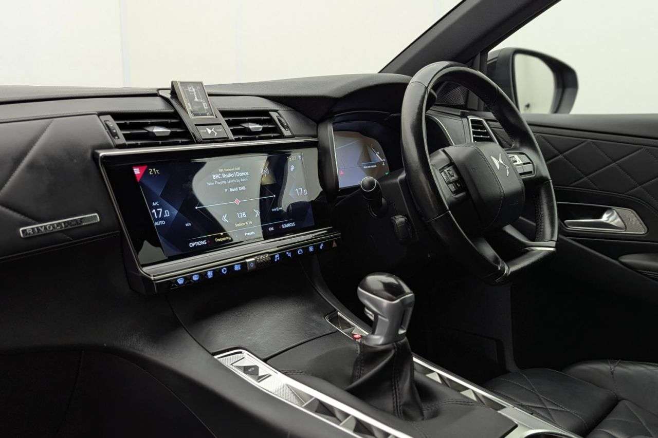 2019 DS AUTOMOBILES DS 7 CROSSBACK 2019 DS AUTOMOBILES DS 7 CROSSBACK