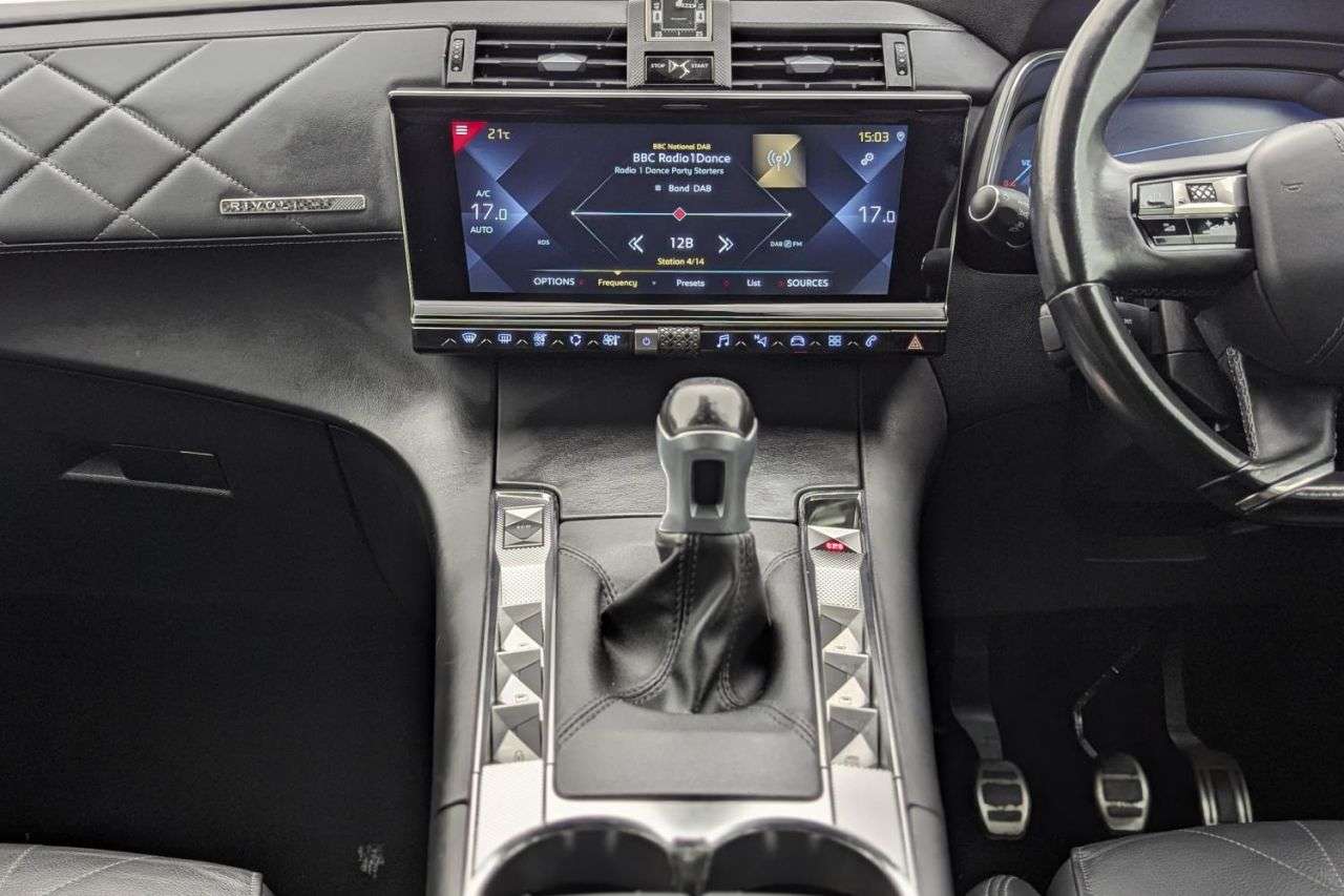 2019 DS AUTOMOBILES DS 7 CROSSBACK 2019 DS AUTOMOBILES DS 7 CROSSBACK