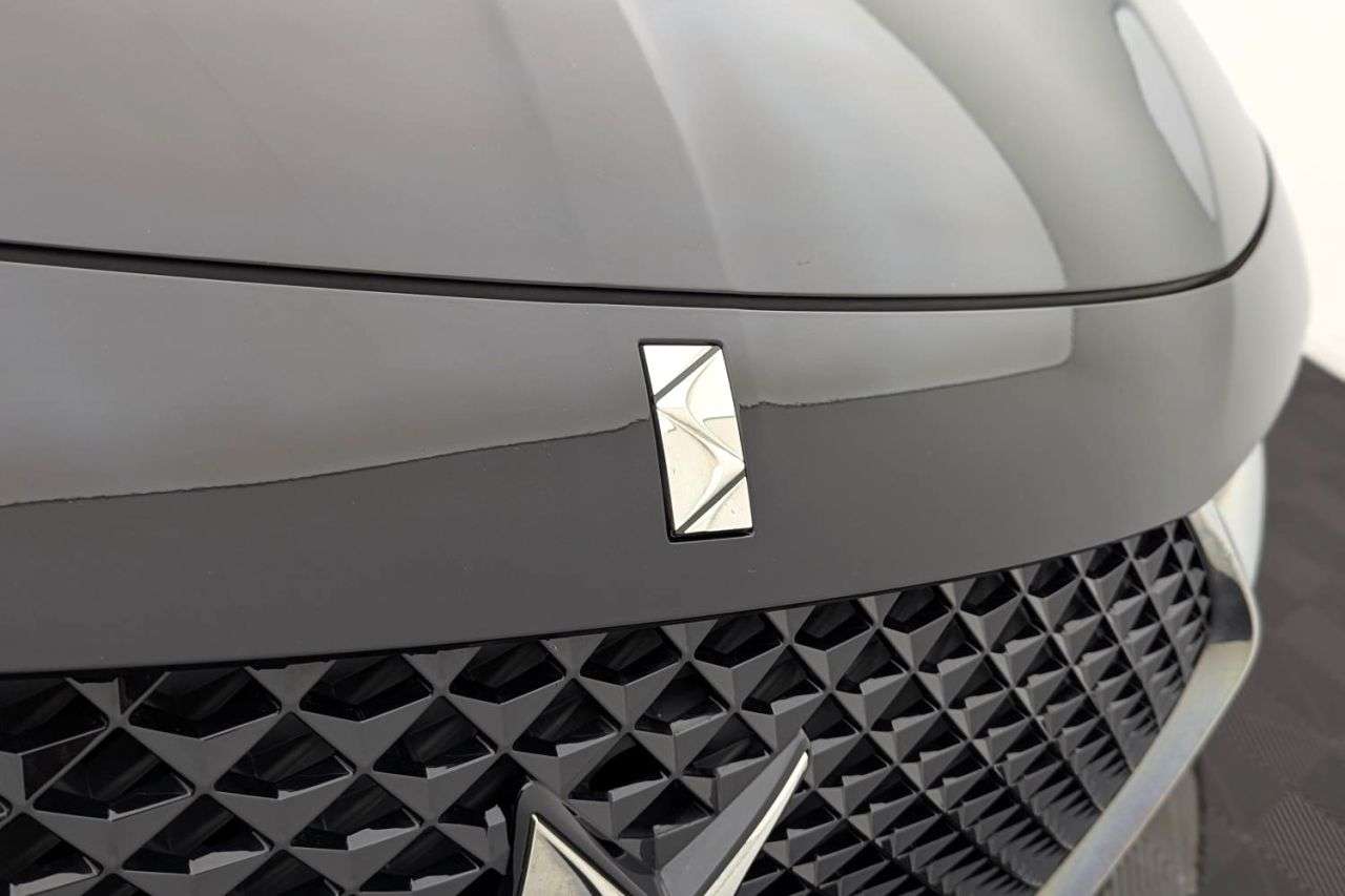 2019 DS AUTOMOBILES DS 7 CROSSBACK 2019 DS AUTOMOBILES DS 7 CROSSBACK