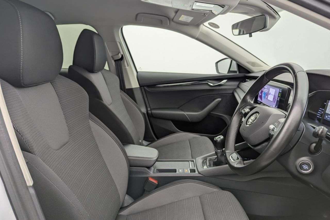 A 2020 SKODA OCTAVIA 1.5 TSI ACT SE Technology Hatchback 5dr Petrol Manual Euro 6 (s/s) (150 ps) A 2020 SKODA OCTAVIA 1.5 TSI ACT SE Technology Hatchback 5dr Petrol Manual Euro 6 (s/s) (150 ps)