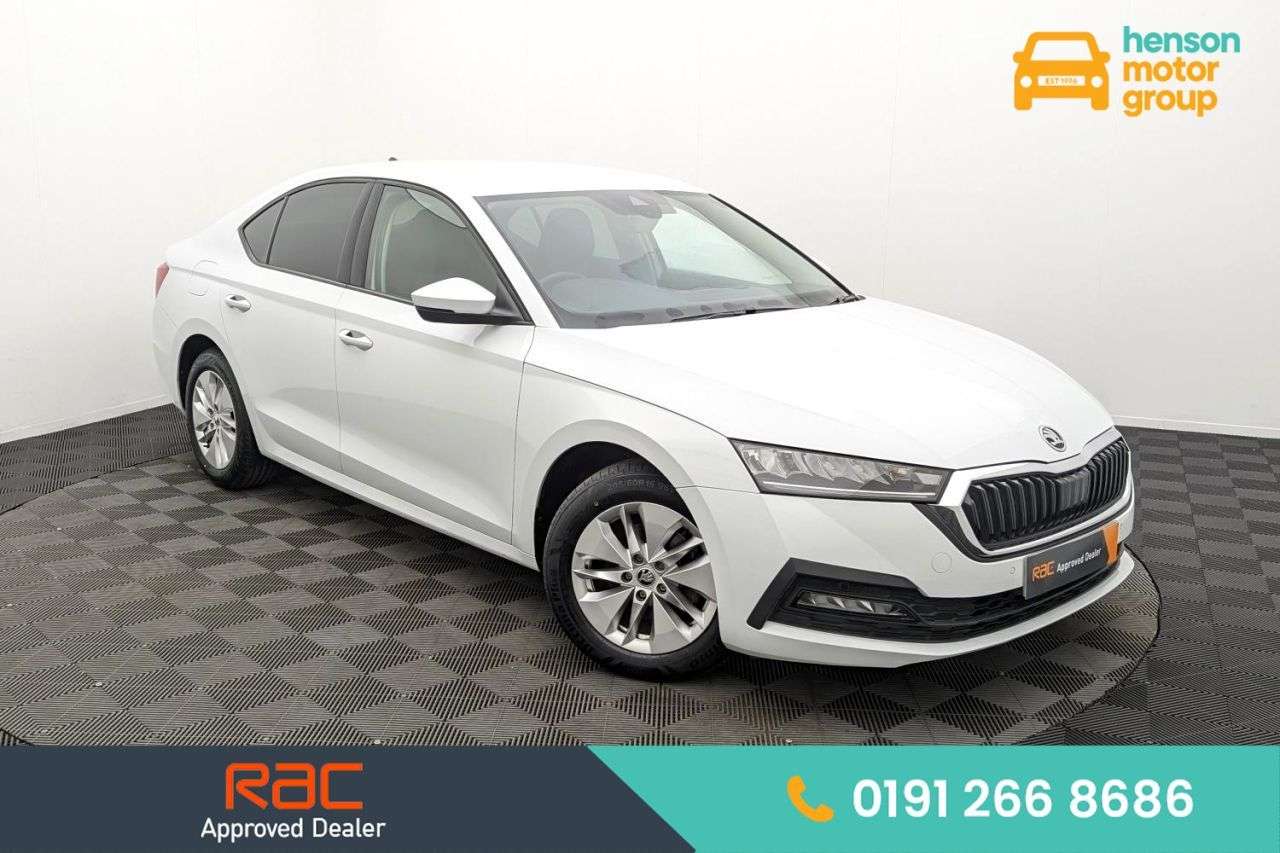 A 2020 SKODA OCTAVIA 1.5 TSI ACT SE Technology Hatchback 5dr Petrol Manual Euro 6 (s/s) (150 ps) A 2020 SKODA OCTAVIA 1.5 TSI ACT SE Technology Hatchback 5dr Petrol Manual Euro 6 (s/s) (150 ps)