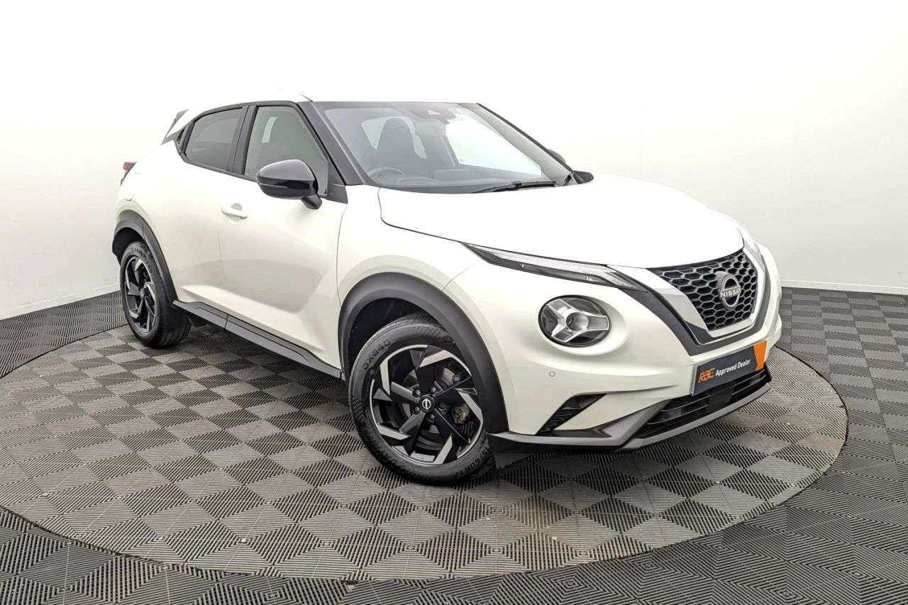 A 2023 NISSAN JUKE 1.0 DIG-T N-Connecta SUV 5dr Petrol Manual Euro 6 (s/s) (114 ps) Award Winn A 2023 NISSAN JUKE 1.0 DIG-T N-Connecta SUV 5dr Petrol Manual Euro 6 (s/s) (114 ps) Award Winn