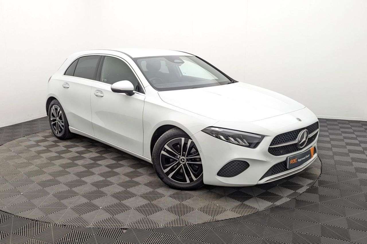 A 2023 MERCEDES-BENZ A-CLASS 1.3 A200h MHEV Sport (Executive) Hatchback 5dr Petrol Hybrid 7G-DCT Euro 6 A 2023 MERCEDES-BENZ A-CLASS 1.3 A200h MHEV Sport (Executive) Hatchback 5dr Petrol Hybrid 7G-DCT Euro 6