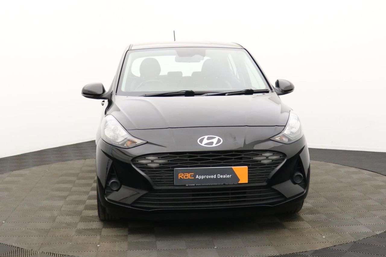 2023 HYUNDAI I10 2023 HYUNDAI I10