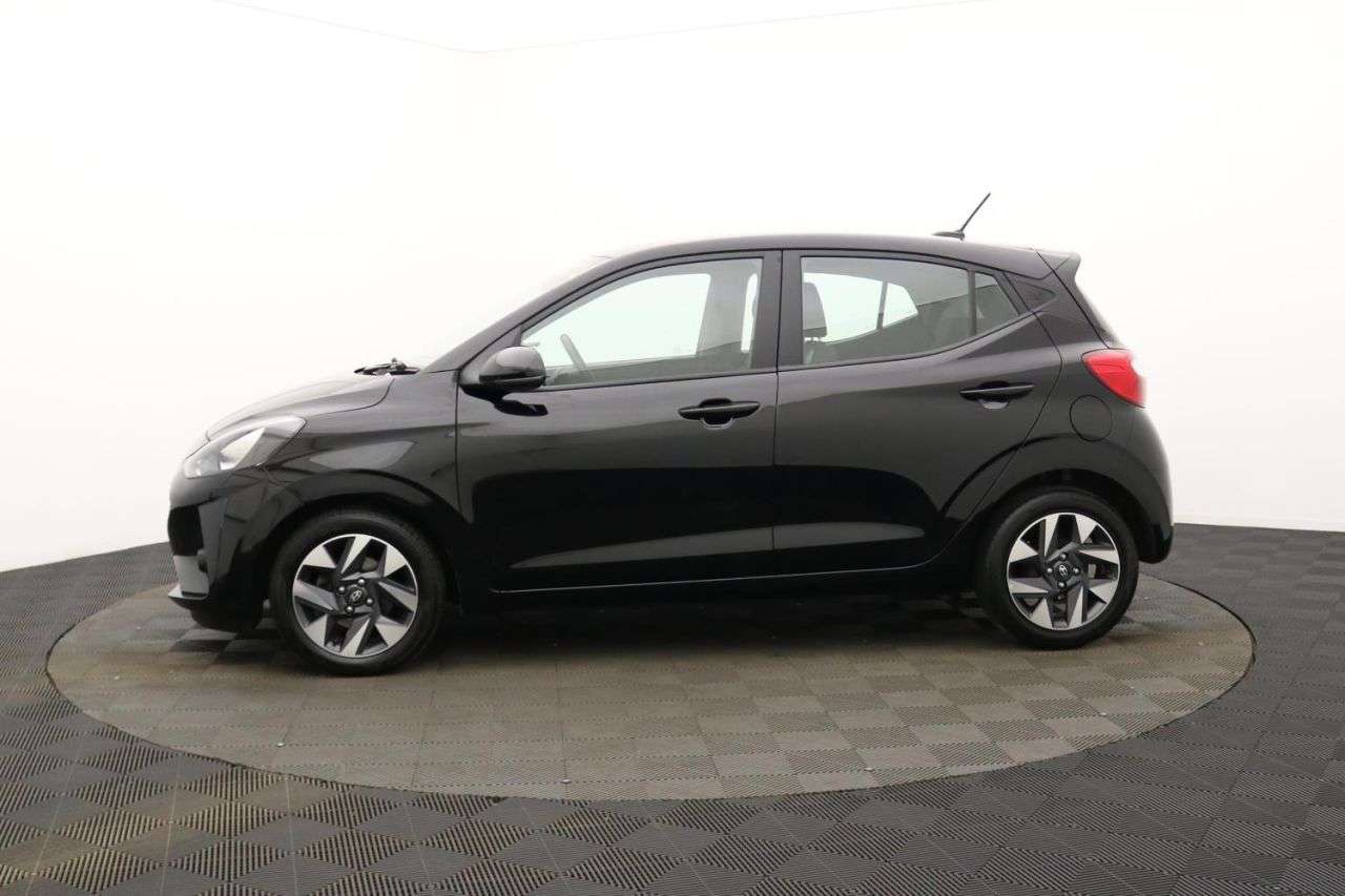 2023 HYUNDAI I10 2023 HYUNDAI I10