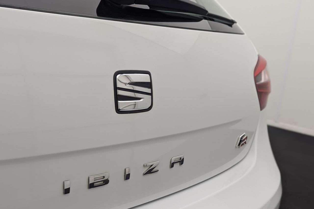 2016 SEAT IBIZA 2016 SEAT IBIZA