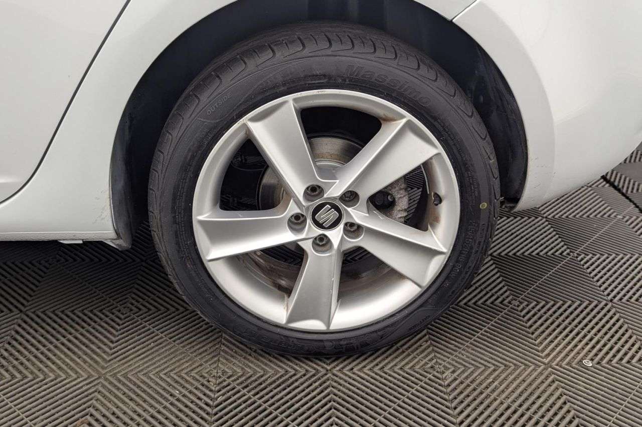 2016 SEAT IBIZA 2016 SEAT IBIZA