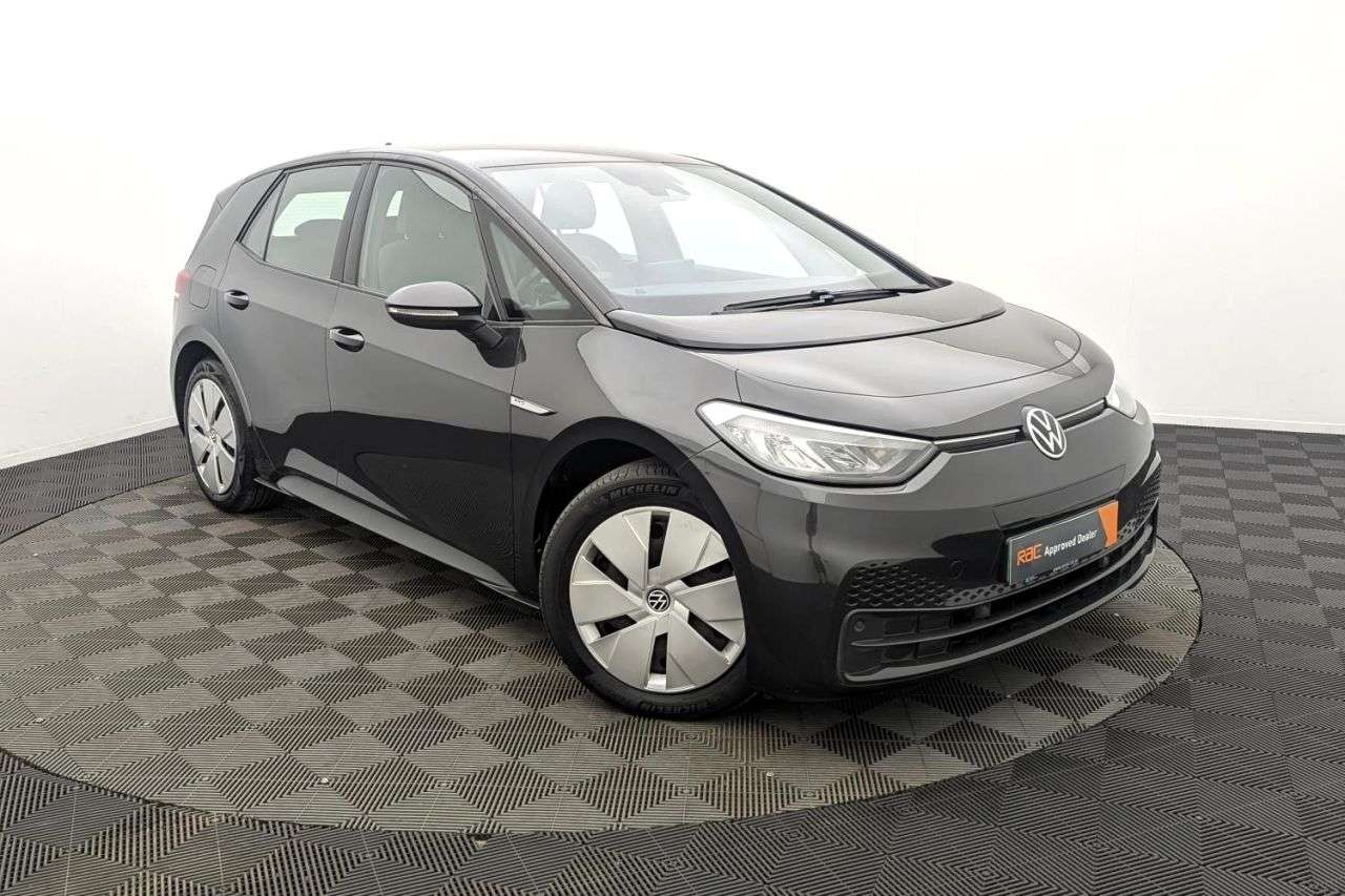 A 2021 VOLKSWAGEN ID.3 Pro Performance 58kWh Life Hatchback 5dr Electric Auto (204 ps) Award Winni A 2021 VOLKSWAGEN ID.3 Pro Performance 58kWh Life Hatchback 5dr Electric Auto (204 ps) Award Winni