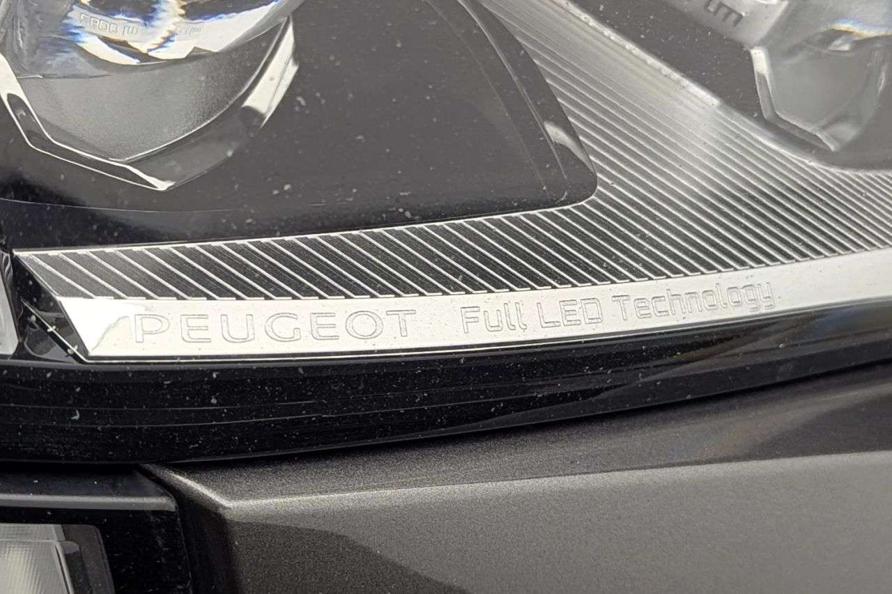 2022 PEUGEOT 508 SW 2022 PEUGEOT 508 SW