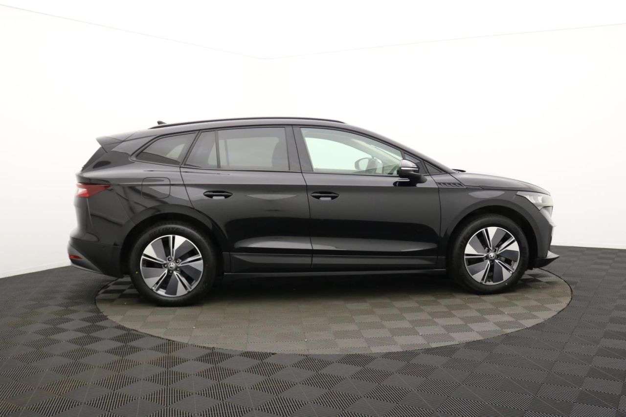 A 2022 SKODA ENYAQ iV 62kWh 60 SUV 5dr Electric Auto (DC120kW) (179 ps) Award Winning 5 Star D A 2022 SKODA ENYAQ iV 62kWh 60 SUV 5dr Electric Auto (DC120kW) (179 ps) Award Winning 5 Star D