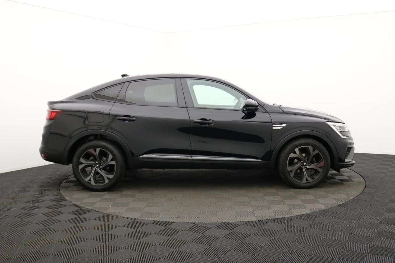 A 2023 RENAULT ARKANA 1.3 MHEV r.s. line SUV 5dr Petrol EDC 2WD Euro 6 (s/s) (140 ps) Award Winni A 2023 RENAULT ARKANA 1.3 MHEV r.s. line SUV 5dr Petrol EDC 2WD Euro 6 (s/s) (140 ps) Award Winni