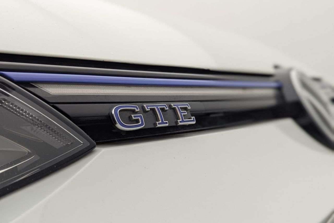 2022 VOLKSWAGEN GOLF 2022 VOLKSWAGEN GOLF