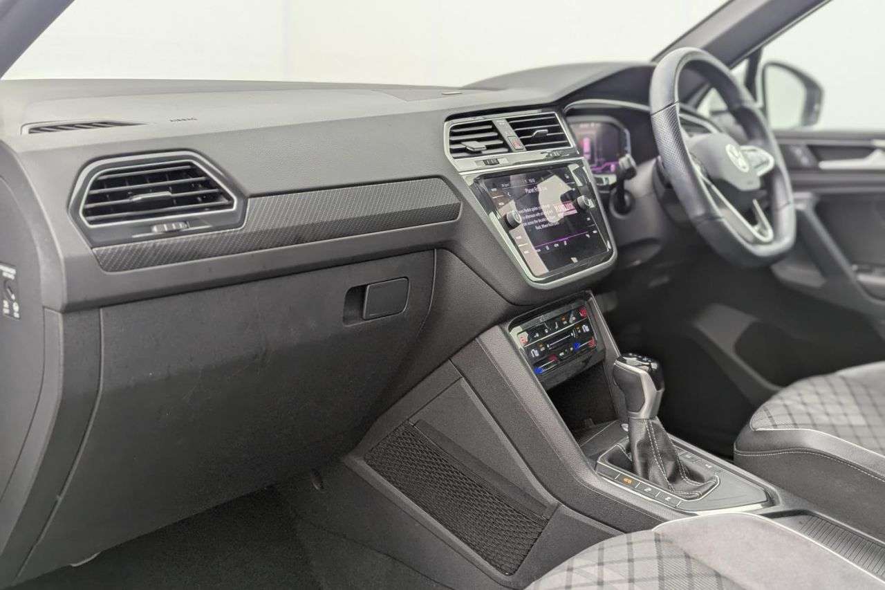 2021 VOLKSWAGEN TIGUAN 2021 VOLKSWAGEN TIGUAN