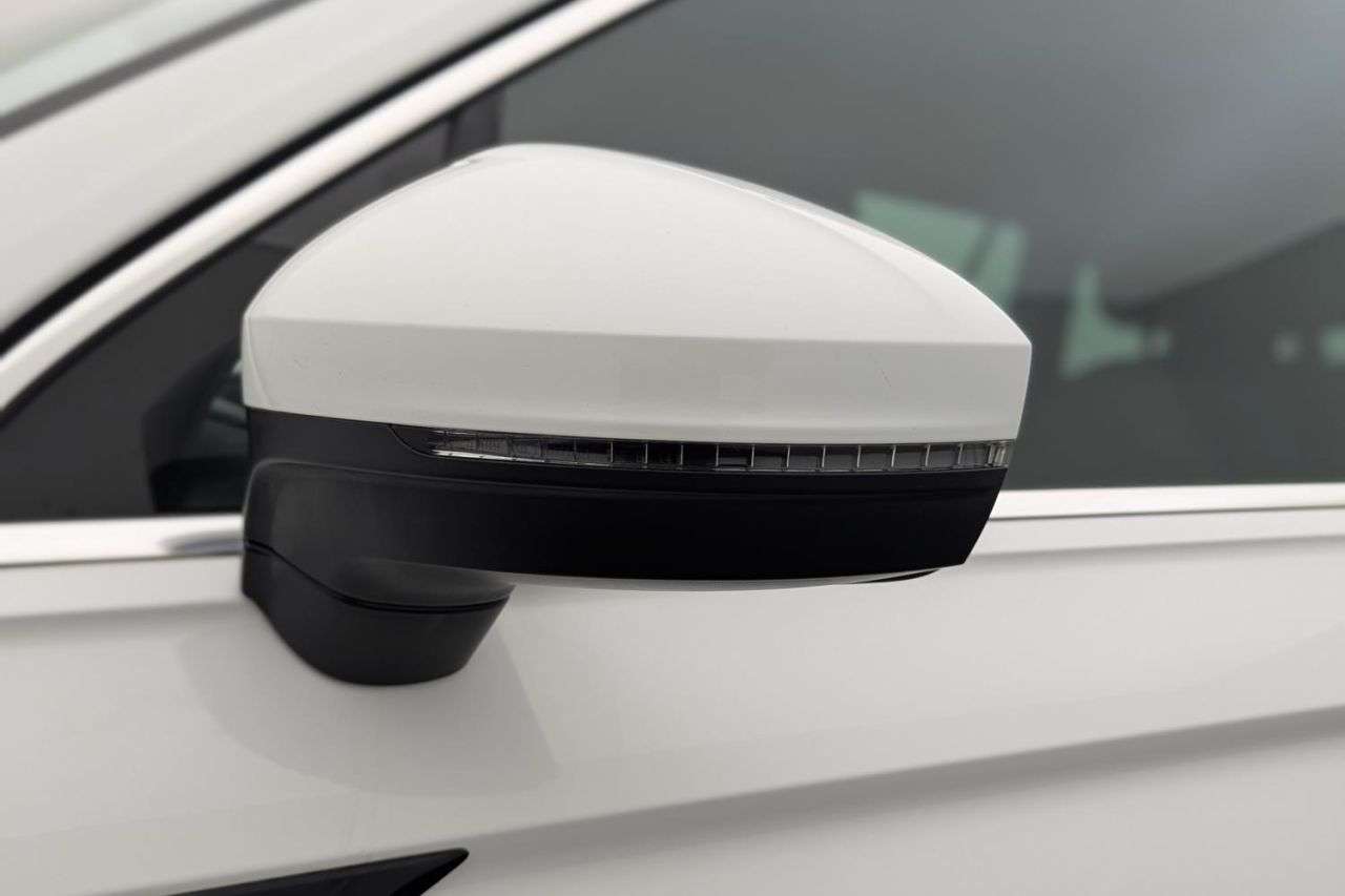 2021 VOLKSWAGEN TIGUAN 2021 VOLKSWAGEN TIGUAN