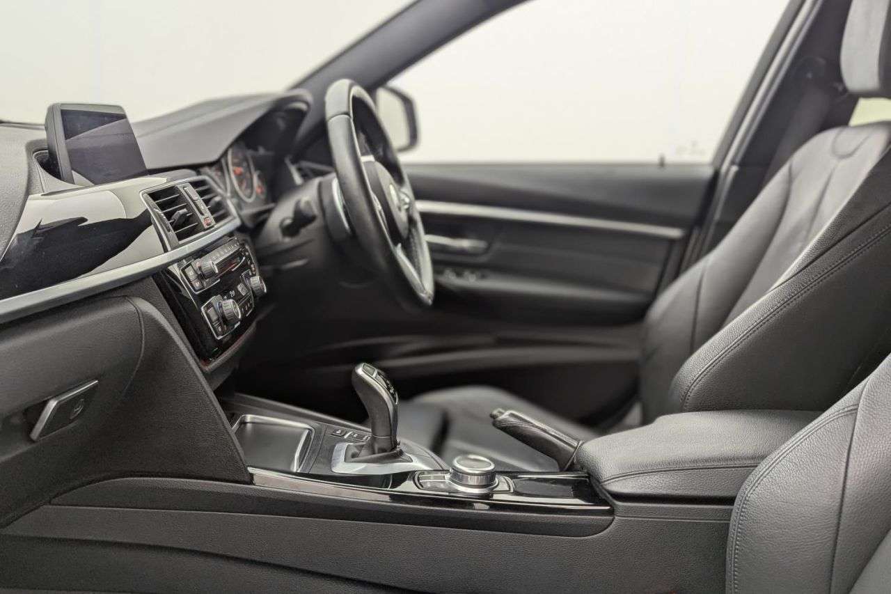 2018 BMW 3 SERIES 2018 BMW 3 SERIES