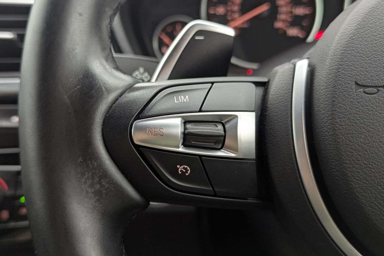 2018 BMW 3 SERIES 2018 BMW 3 SERIES