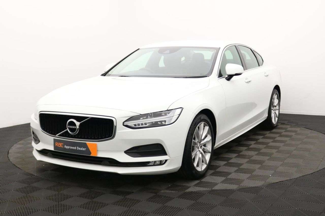 2019 VOLVO S90 2019 VOLVO S90