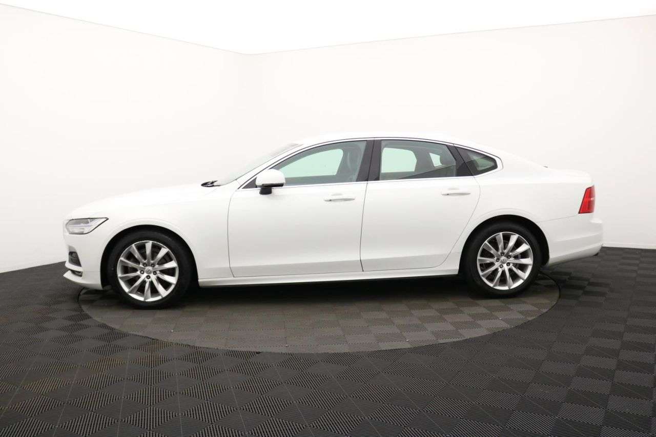 2019 VOLVO S90 2019 VOLVO S90