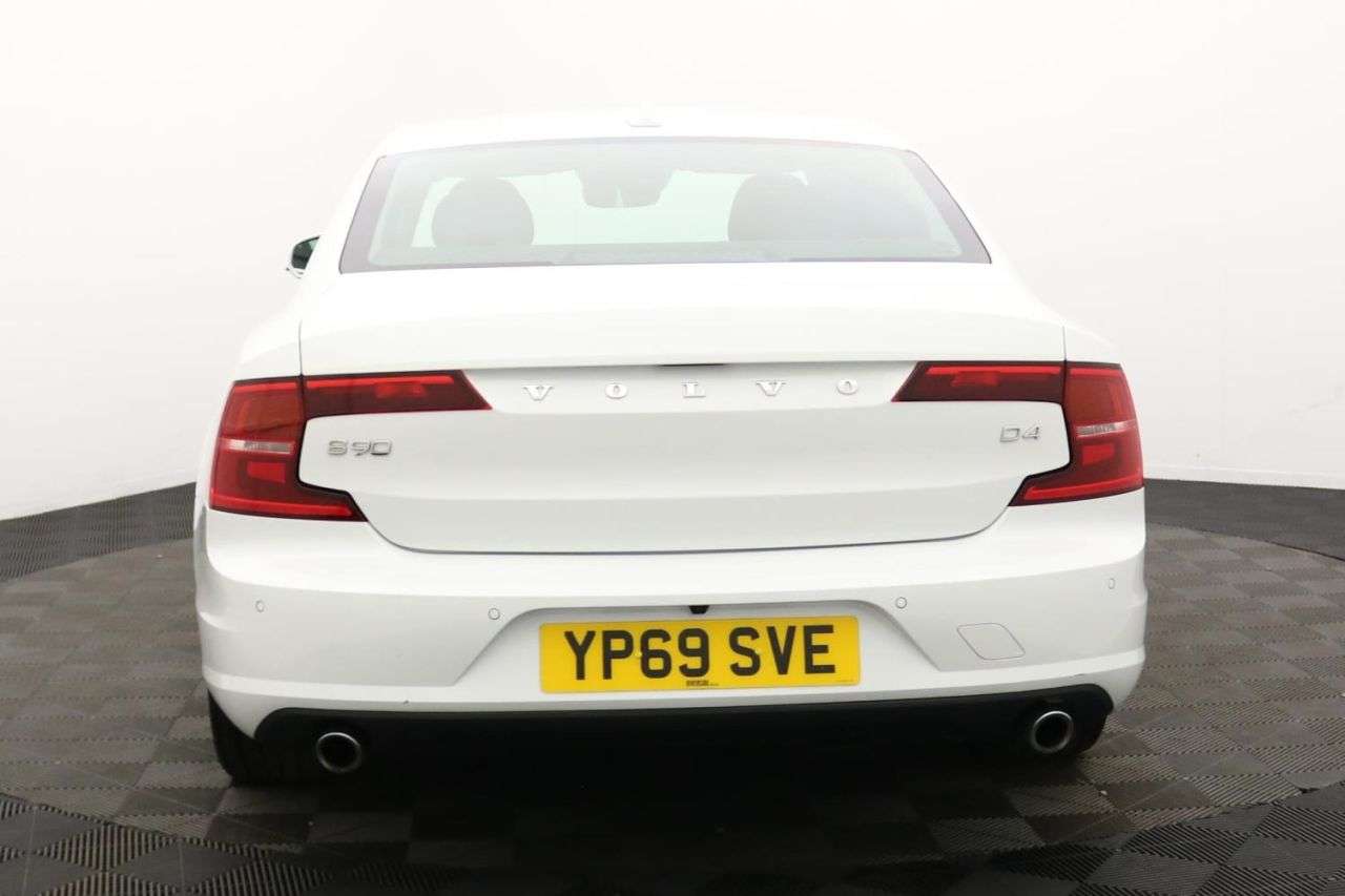 2019 VOLVO S90 2019 VOLVO S90