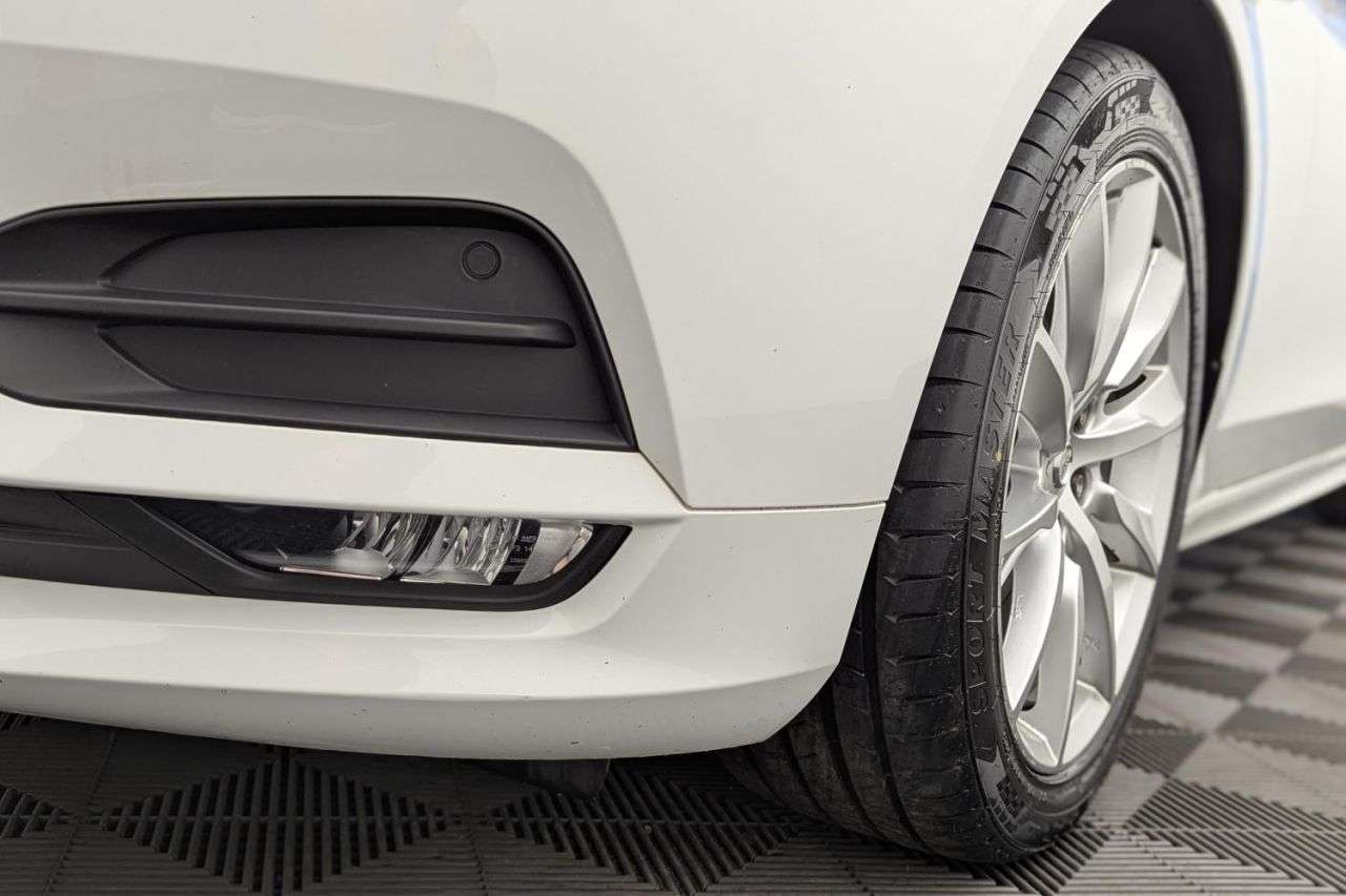 2019 VOLVO S90 2019 VOLVO S90