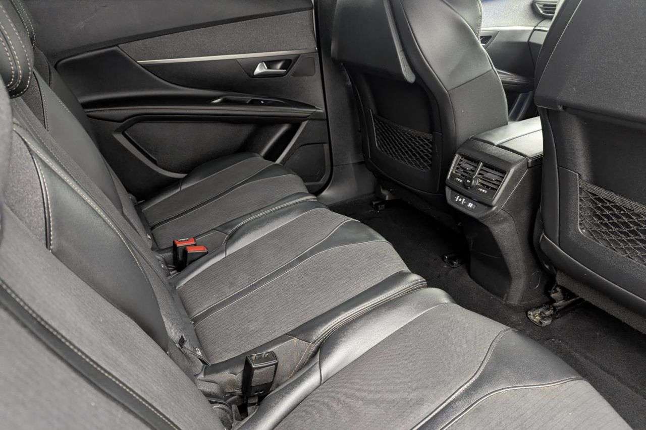 2019 PEUGEOT 5008 2019 PEUGEOT 5008